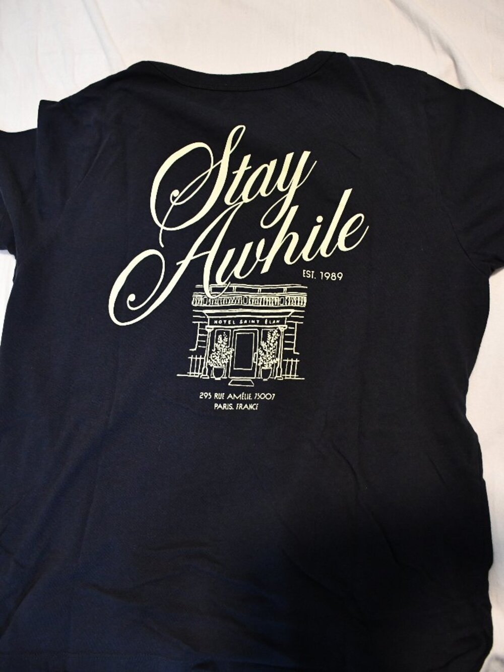OLD NAVY Graphic Tee Loose Breathable Fit w/ Round Neck